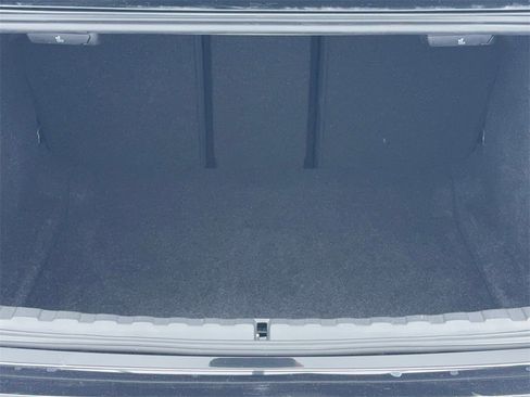 Used 2025 BMW 330i Sedan image 12