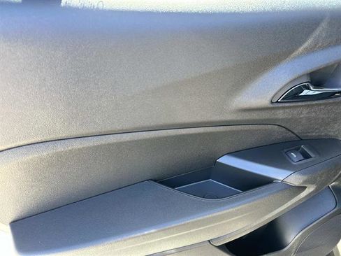 New 2026 Chevrolet Trax RS w/ Driver Confidence Package image 14