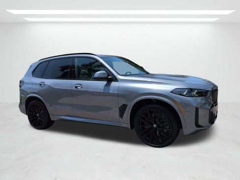 New 2026 BMW X5 xDrive40i w/ Executive Package AWD/4WD image 2