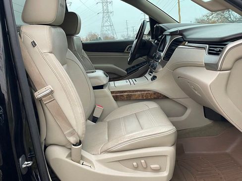 Used 2016 GMC Yukon XL Denali image 31