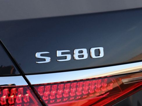 New 2026 Mercedes-Benz S 580 4MATIC Sedan image 8