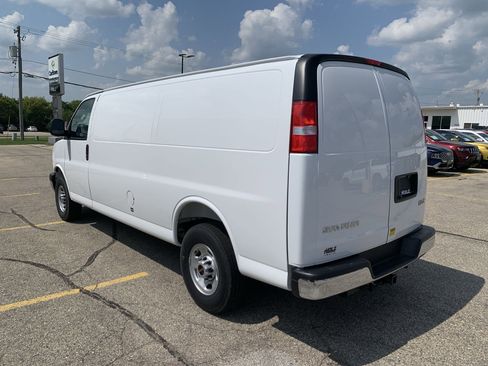 New 2025 GMC Savana 2500 Extended w/ Driver Convenience Package RWD image 45