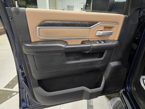 Used 2022 RAM 2500 Big Horn image 16