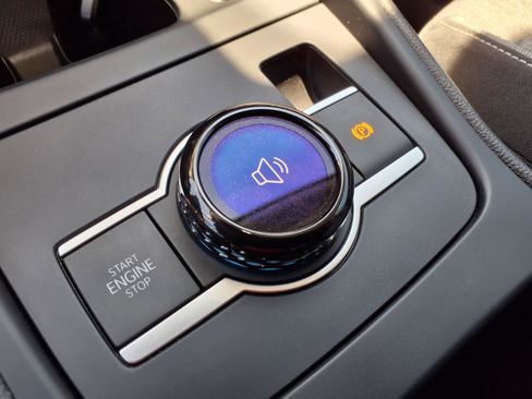 New 2026 Volkswagen Tiguan S image 17