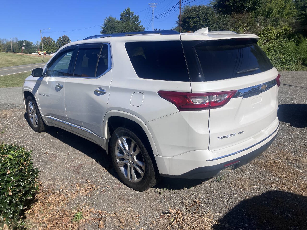 Used 2018 Chevrolet Traverse High Country AWD/4WD image 2