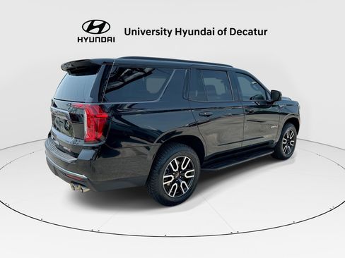 Used 2024 GMC Yukon AT4 w/ Technology Package AWD/4WD image 8