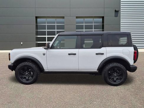 Used 2025 Ford Bronco Big Bend w/ Black Diamond Package AWD/4WD image 8