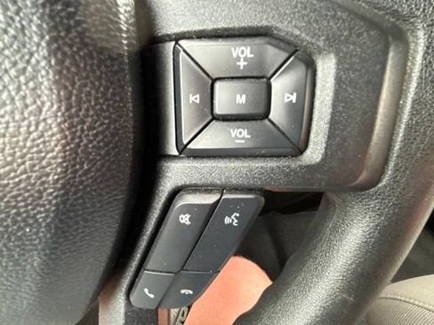 Used 2020 Ford F250 XLT w/ XLT Premium Package AWD/4WD image 17