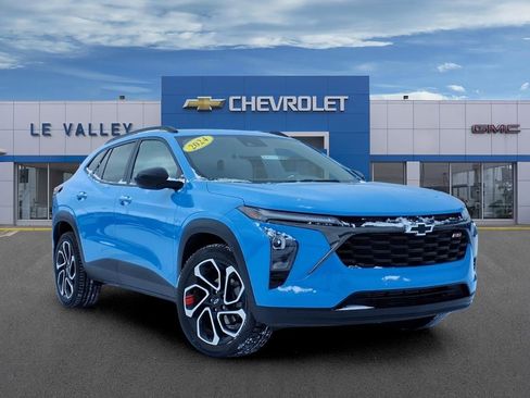 Certified 2024 Chevrolet Trax RS w/ Sunroof Package image 1