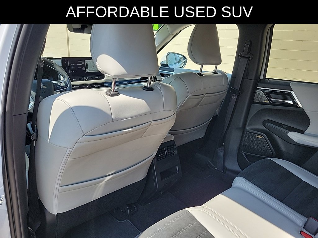 Used 2025 Mitsubishi Outlander Sport LE AWD/4WD image 13