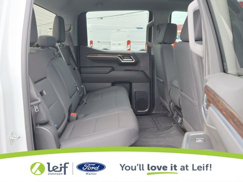 Used 2025 GMC Sierra 1500 Elevation image 32