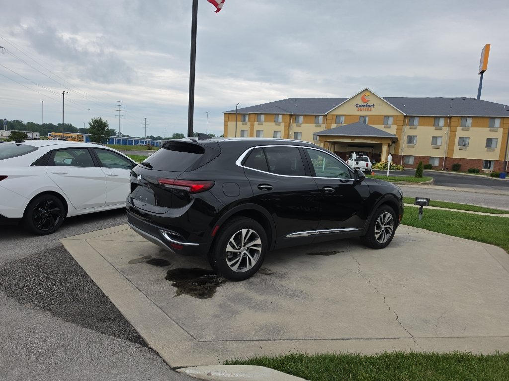 Used 2023 Buick Envision Essence FWD image 5