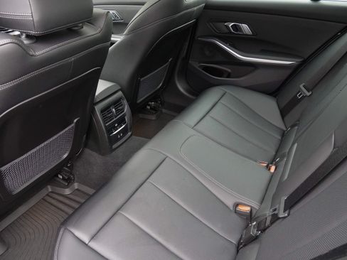 Used 2022 BMW 330i Sedan w/ Premium Package RWD image 35