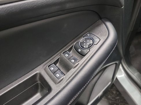 Used 2024 Ford Edge SEL AWD/4WD image 17