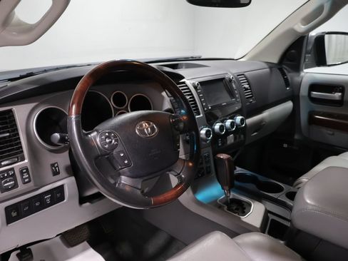 Used 2013 Toyota Sequoia Platinum AWD/4WD image 15
