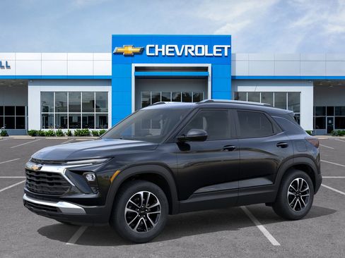 New 2026 Chevrolet TrailBlazer LT w/ Convenience Package FWD image 2