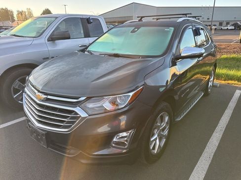 Used 2018 Chevrolet Equinox Premier image 1