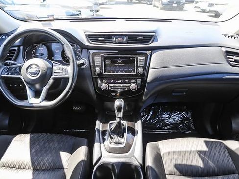 Used 2020 Nissan Rogue FWD image 14