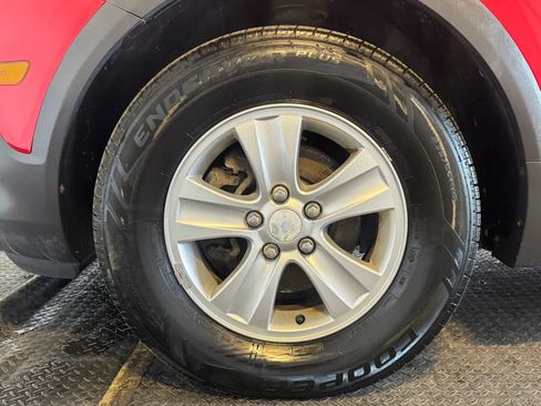 Used 2009 Saturn Vue XE FWD image 30