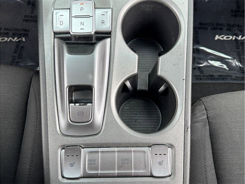 Used 2022 Hyundai Kona SEL w/ Convenience Package image 12