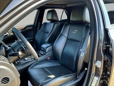Used 2023 Chrysler 300 S w/ Comfort Group RWD image 21