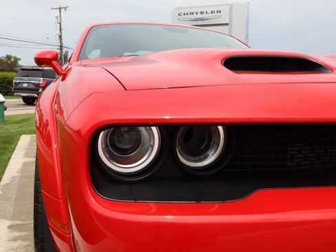 Used 2022 Dodge Challenger SRT Hellcat Redeye image 2
