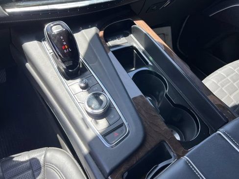 Used 2023 Cadillac Escalade Sport Platinum AWD/4WD image 19