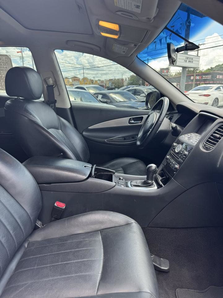 Used 2017 INFINITI QX50 2WD image 16