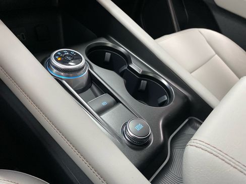 New 2026 Ford Explorer Active w/ Active Comfort Package AWD/4WD image 24