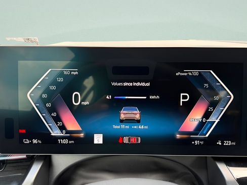 New 2027 BMW i5 xDrive40 AWD/4WD image 14