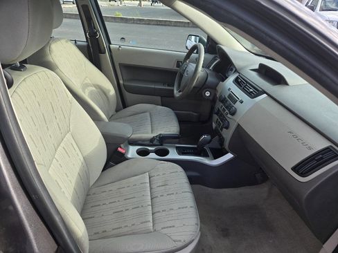 Used 2011 Ford Focus SE image 24