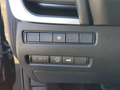 New 2026 Nissan Rogue SV FWD image 20