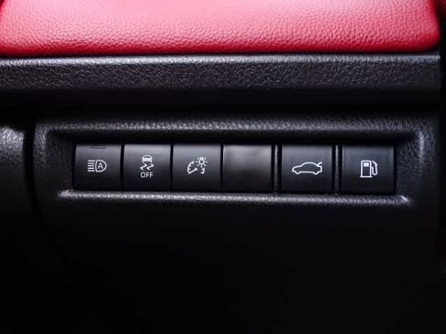 Certified 2025 Toyota Camry XLE FWD image 38