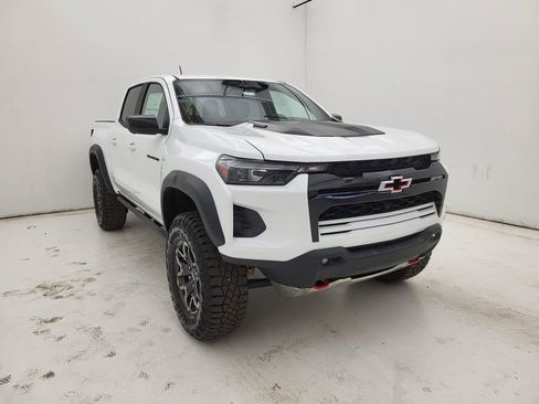 New 2026 Chevrolet Colorado ZR2 w/ Technology Package image 17