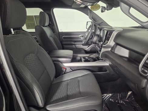 Used 2025 RAM 1500 Big Horn RWD image 32