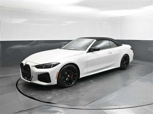 New 2026 BMW M440i Convertible image 34