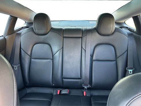 Used 2020 Tesla Model 3 image 15