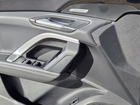 Certified 2025 Audi Q5 Premium Plus w/ Premium Plus image 26