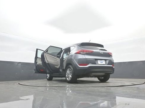 Used 2016 Hyundai Tucson SE w/ Option Group 02 image 44