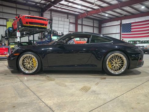 Used 2025 Porsche 911 GTS image 4