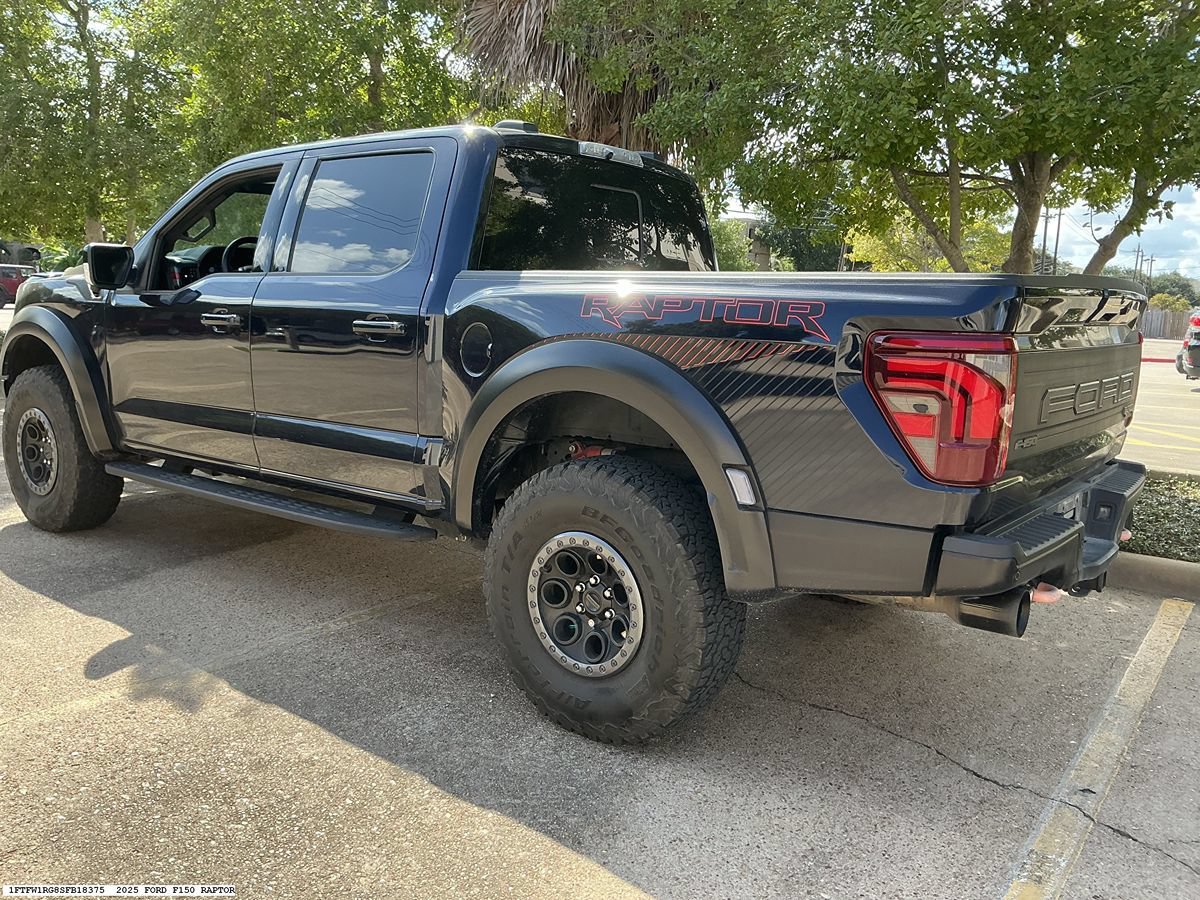 Used 2025 Ford F150 Raptor AWD/4WD image 4