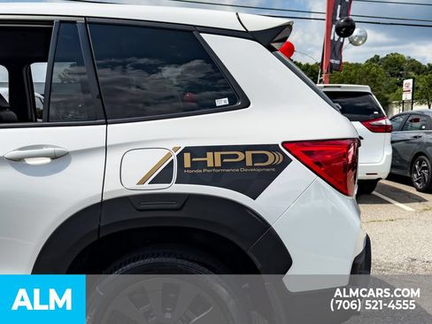 Used 2023 Honda Passport EX-L image 16