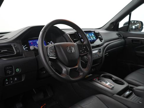 Used 2023 Honda Passport TrailSport image 26