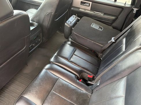 Used 2016 Ford Expedition EL XLT w/ Equipment Group 202A AWD/4WD image 16