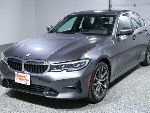 Used 2021 BMW 330i xDrive Sedan w/ Convenience Package AWD/4WD image 30