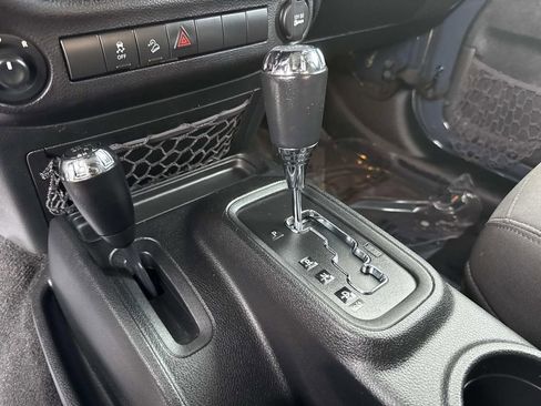 Used 2017 Jeep Wrangler Unlimited Sport w/ Quick Order Package 24S image 30