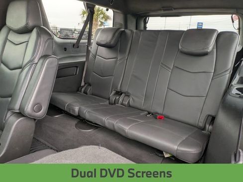 Used 2018 Cadillac Escalade ESV Platinum image 32