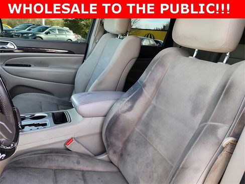 Used 2011 Jeep Grand Cherokee Laredo w/ Trailer Tow Group image 15