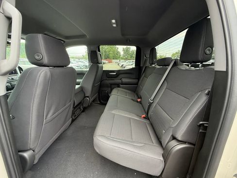 New 2026 Chevrolet Silverado 1500 Custom Trail Boss w/ LPO, Dark Essentials Package AWD/4WD image 23