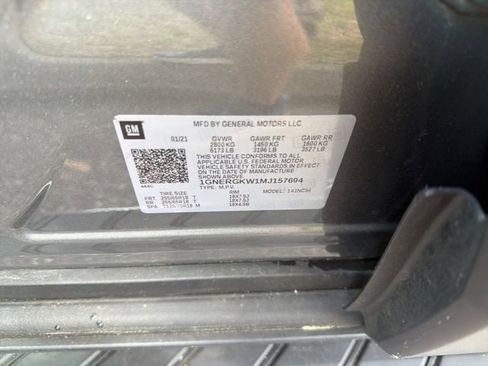 Used 2021 Chevrolet Traverse LT FWD image 12